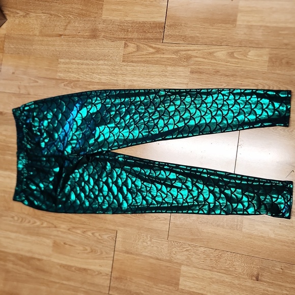 unbranded Pants - Shiny green mermaid leggings sz small